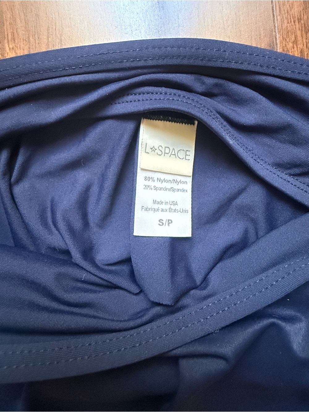 L*Space Navy Blue Strapless Ruffle Bikini Swim Top / Small / LIKE NEW! 💙 - Picture 4 of 4